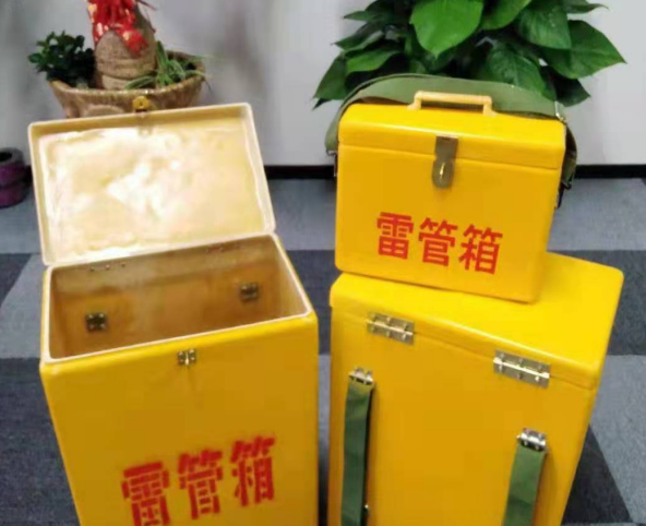 印江玻璃钢雷管箱有哪些特点