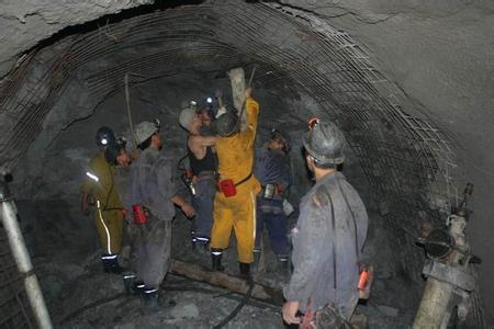 印江工程爆破中的危险因素分析以及应对工程爆破危险的措施